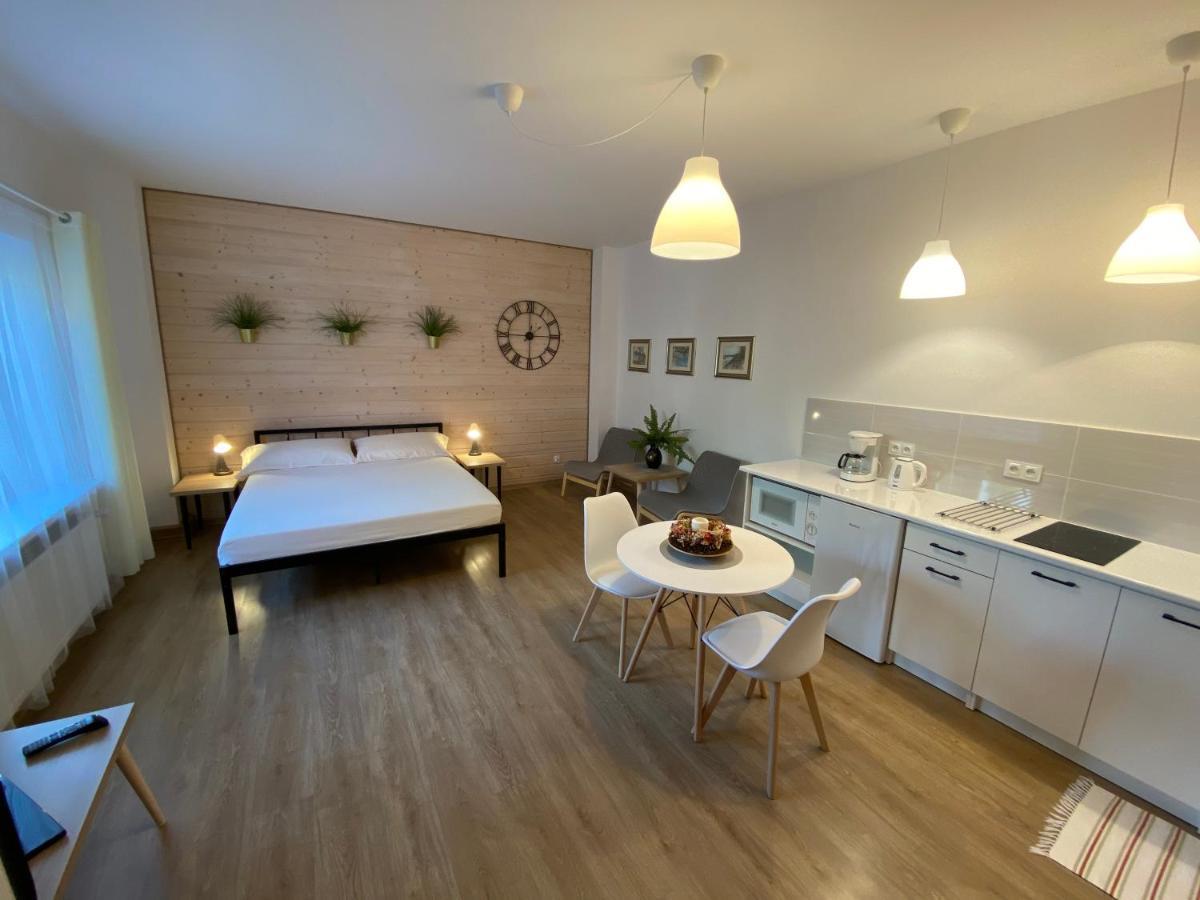 Mily Apartament Ustrzyki Dolne Exterior foto